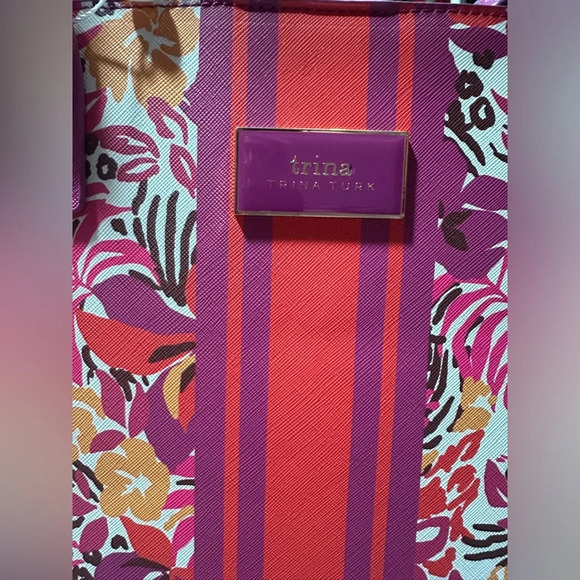 Trina Turk NWT Majorelle Garden Tote with Stripe Vegan Large Adj Strap Purse Bag - Picture 4 of 9